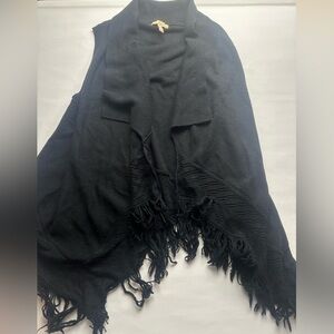 American Rag black crochet fringe shawl. Size 3X